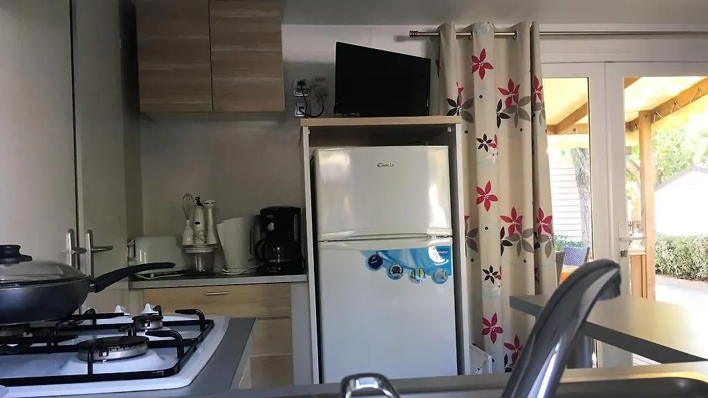 Rent Paradise Гримо