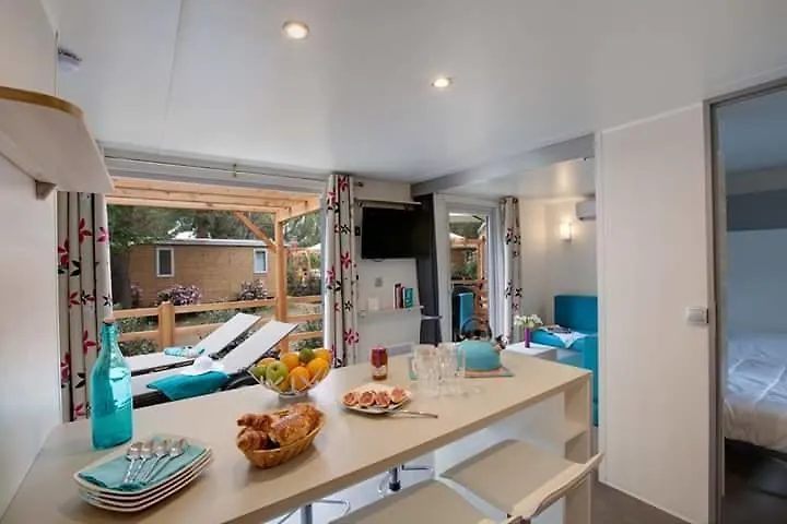 Rent Paradise Гримо Кемпинг